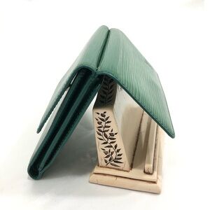 Louis Vuitton epi green wallet
